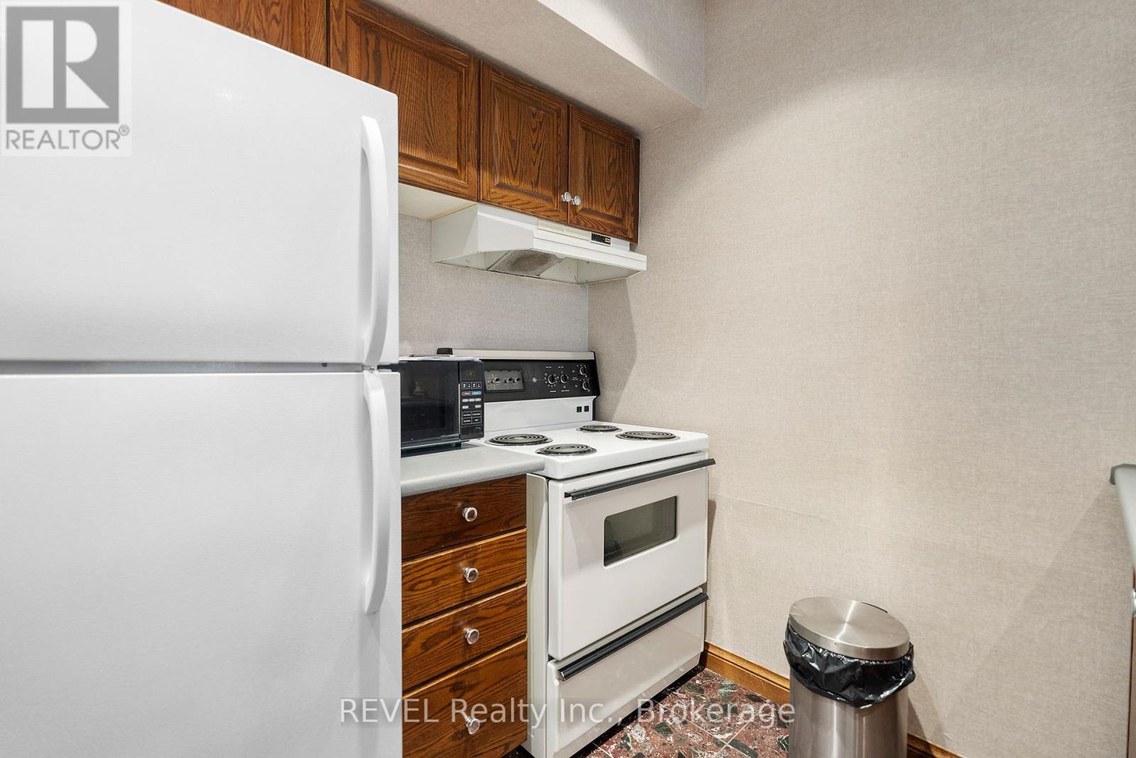 207 - 162 Martindale Road, St. Catharines, Ontario  L2S 3S4 - Photo 31 - X12563346