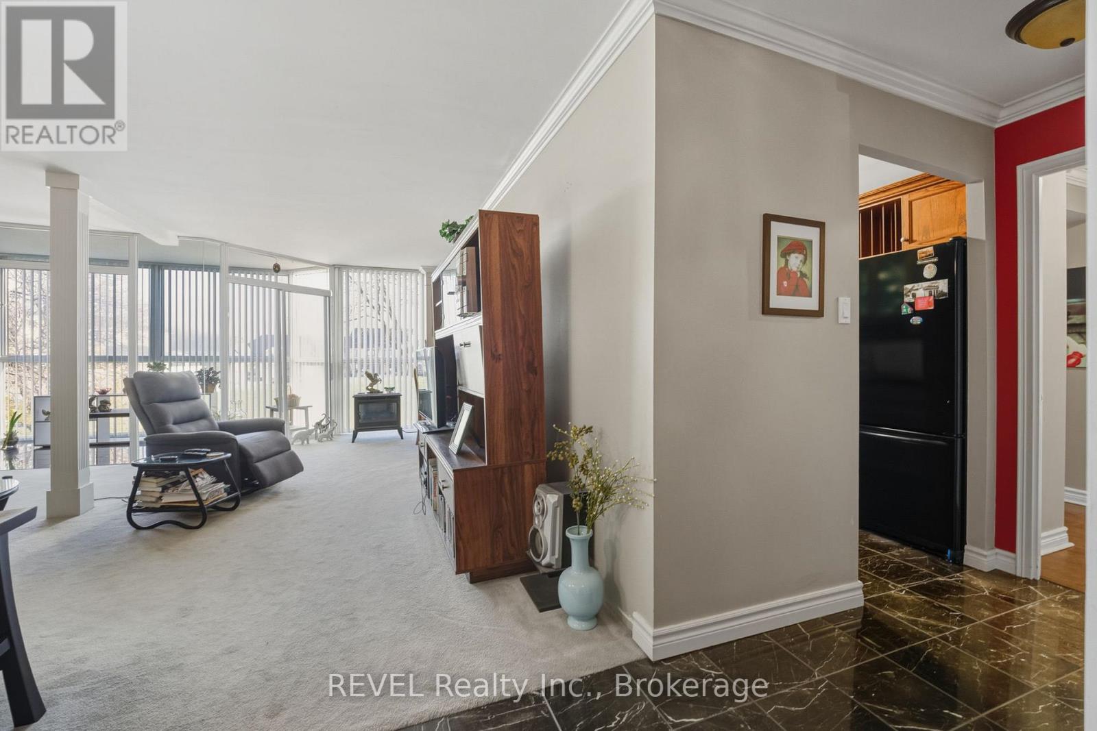 207 - 162 Martindale Road, St. Catharines, Ontario  L2S 3S4 - Photo 7 - X12563346