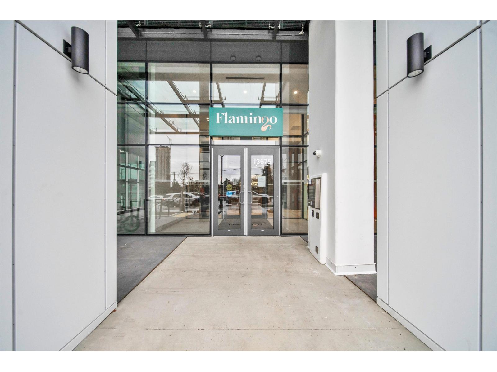 2101 13675 107a Avenue, Surrey, British Columbia  V3T 0X2 - Photo 2 - R3068549