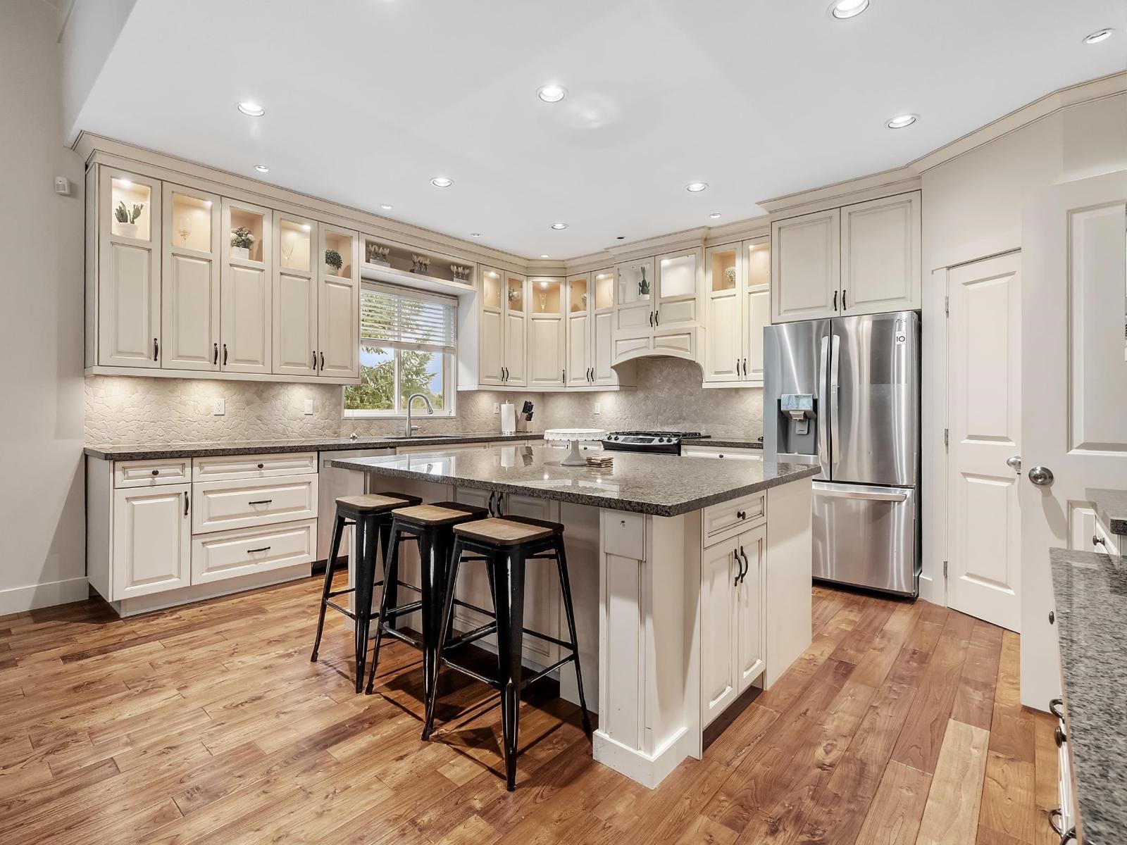 20723 46a Avenue, Langley, British Columbia V3A 3K1 - Photo 6 - R3068832