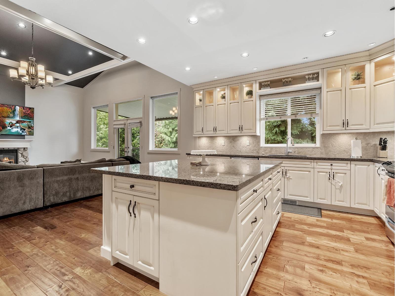 20723 46a Avenue, Langley, British Columbia V3A 3K1 - Photo 5 - R3068832