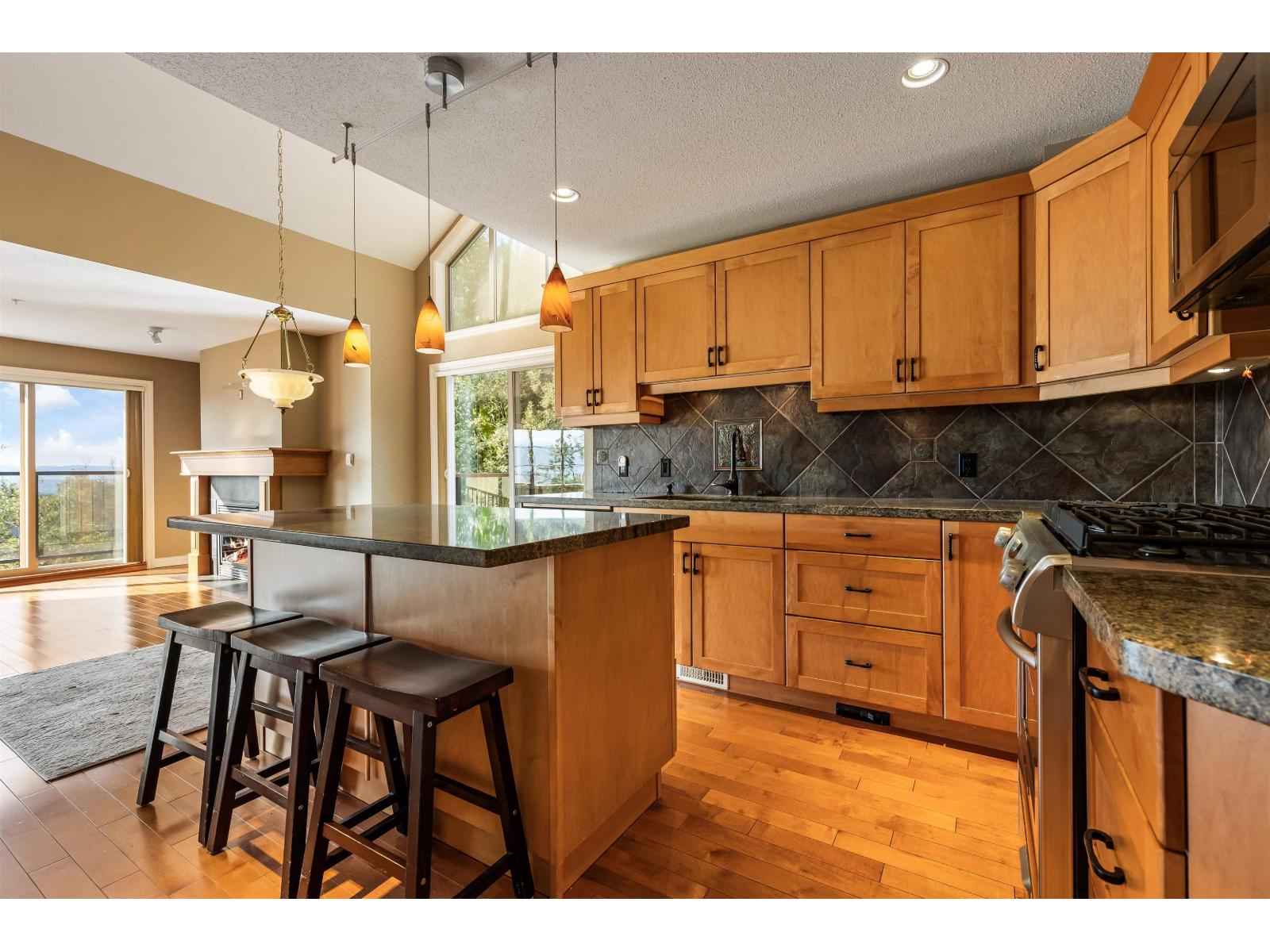 35 35931 Empress Drive, Abbotsford, British Columbia V3G 2M8 - Photo 8 - R3067661