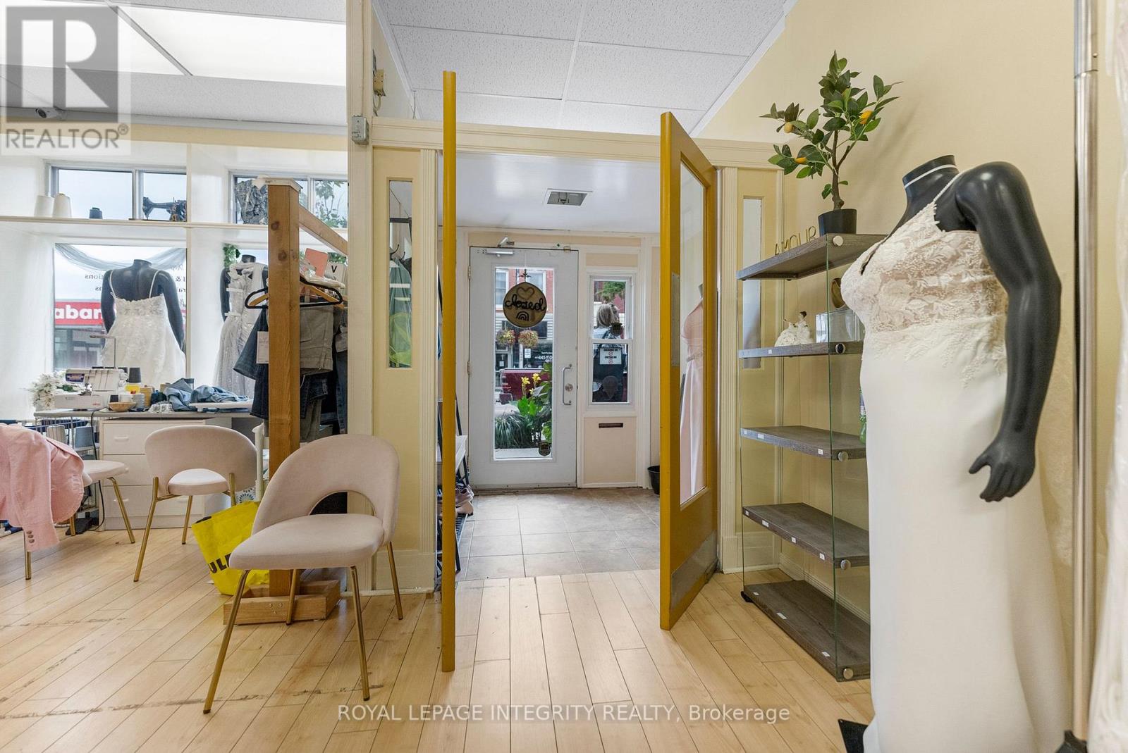 228-232 Raglan Street S, Renfrew, Ontario  K7V 1Z6 - Photo 20 - X12422205