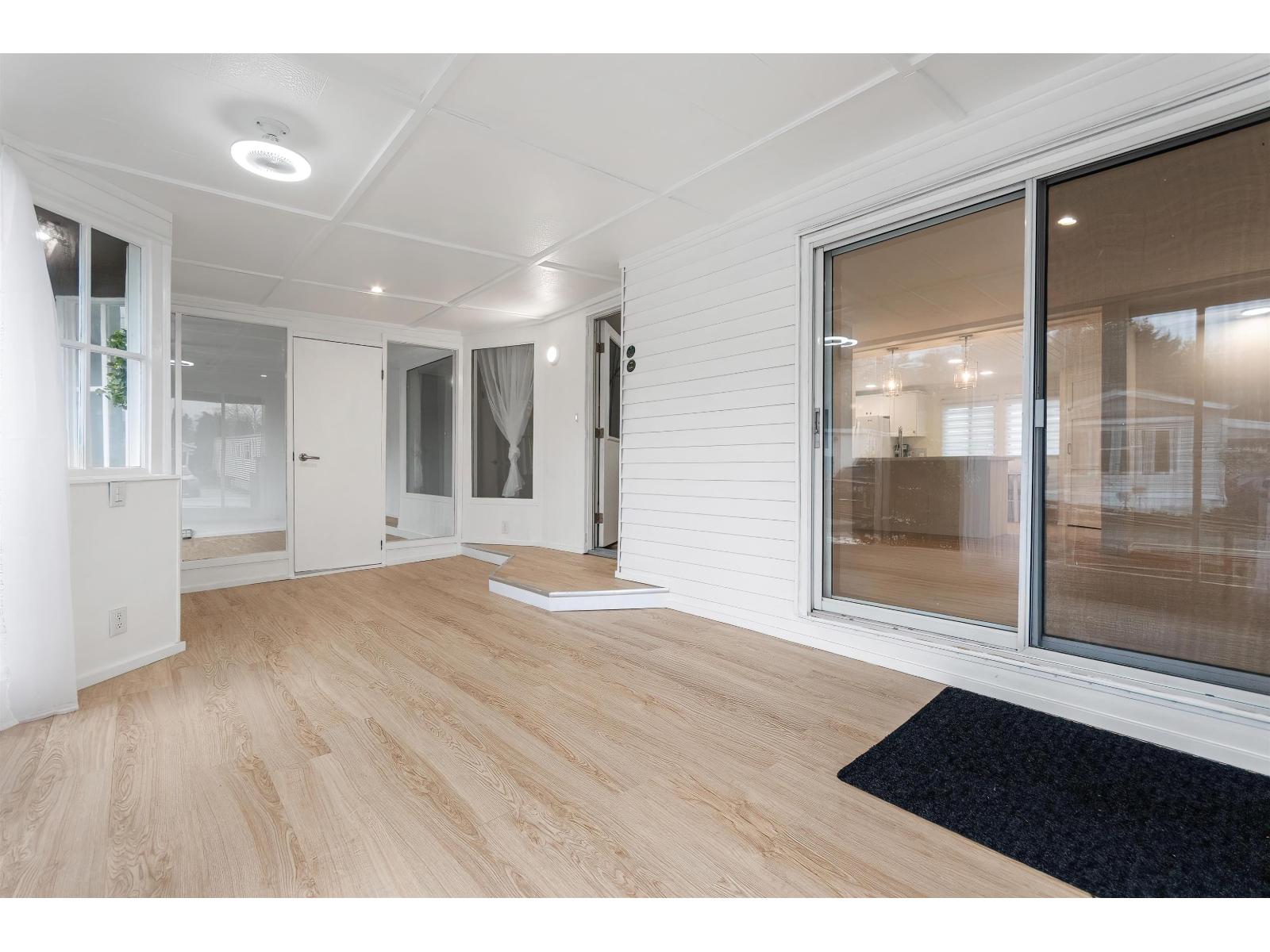 81 3300 Horn Street, Abbotsford, British Columbia  V2S 7Y6 - Photo 4 - R3068173