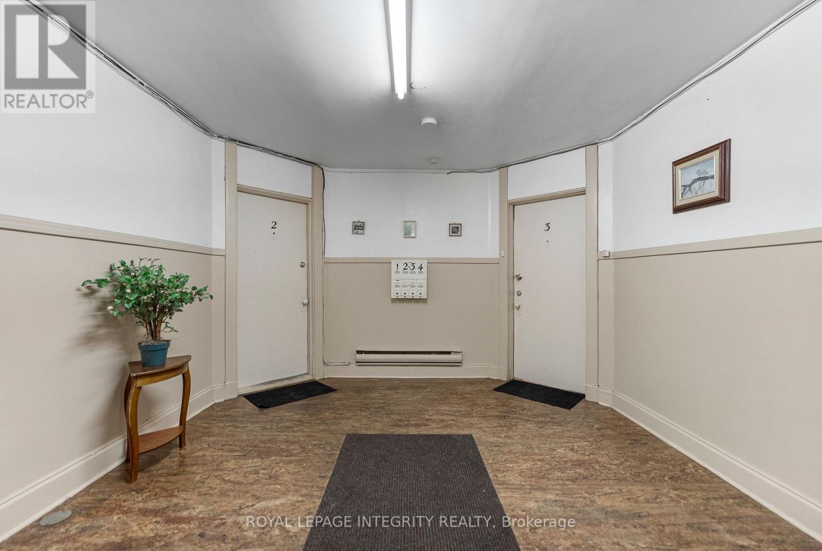 228-232 Raglan Street S, Renfrew, Ontario  K7V 1Z6 - Photo 34 - X12422205