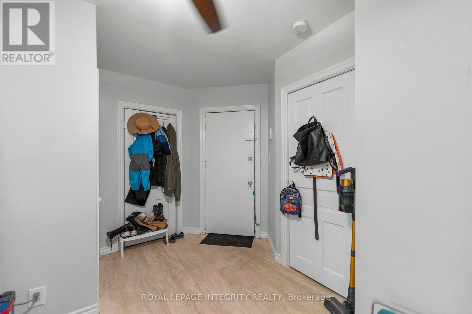 228-232 Raglan Street S, Renfrew, Ontario  K7V 1Z6 - Photo 36 - X12422205