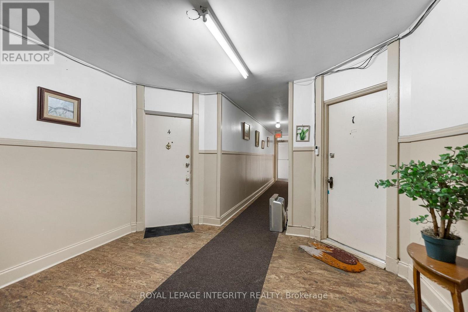 228-232 Raglan Street S, Renfrew, Ontario  K7V 1Z6 - Photo 35 - X12422205