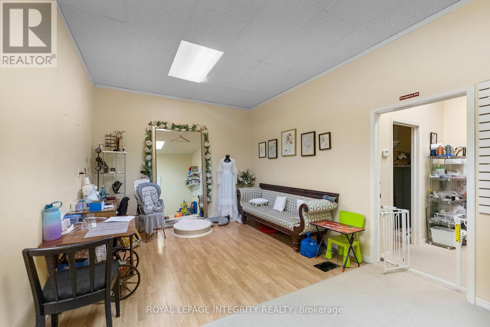 228-232 Raglan Street S, Renfrew, Ontario  K7V 1Z6 - Photo 27 - X12422205