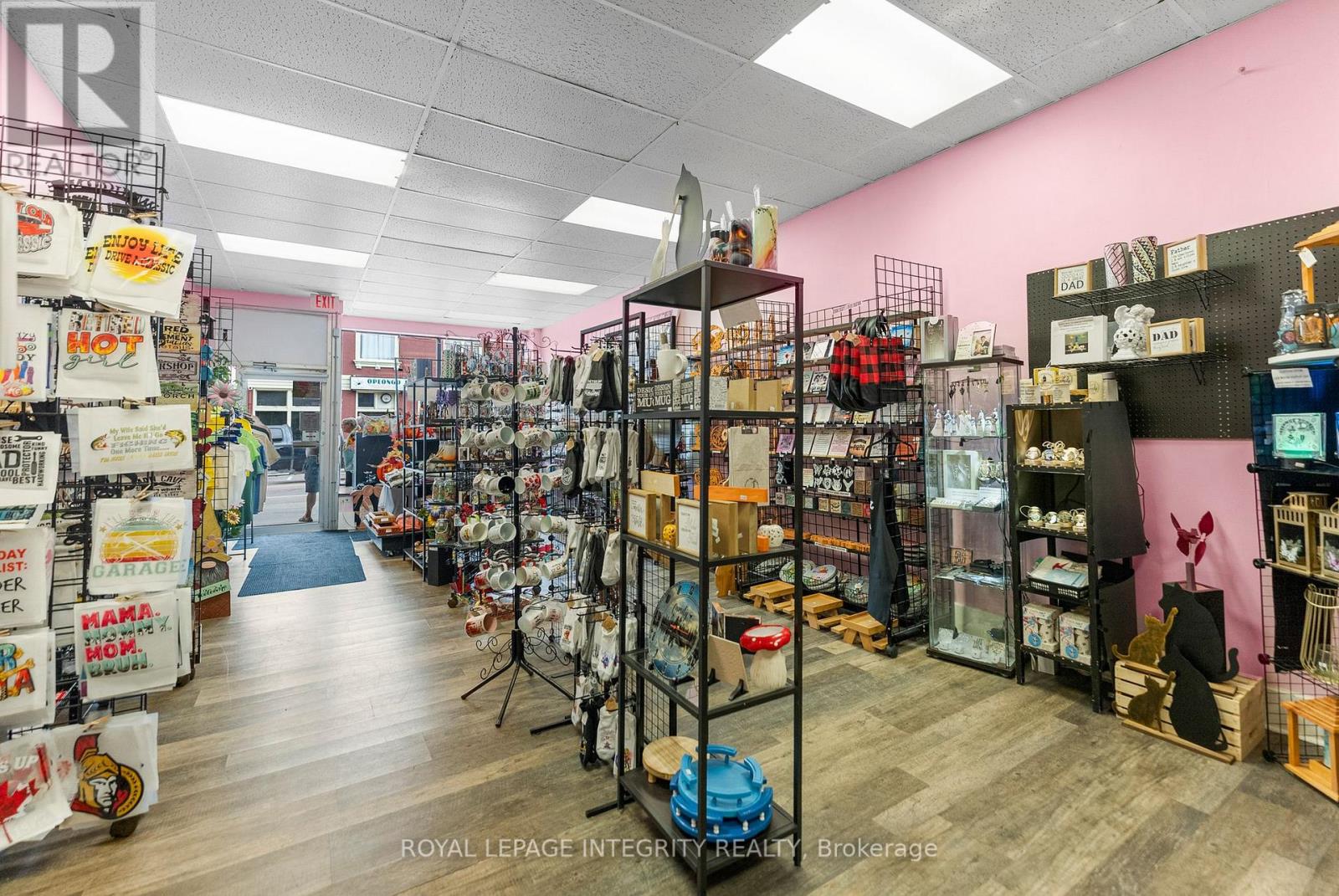 228-232 Raglan Street S, Renfrew, Ontario  K7V 1Z6 - Photo 4 - X12422205