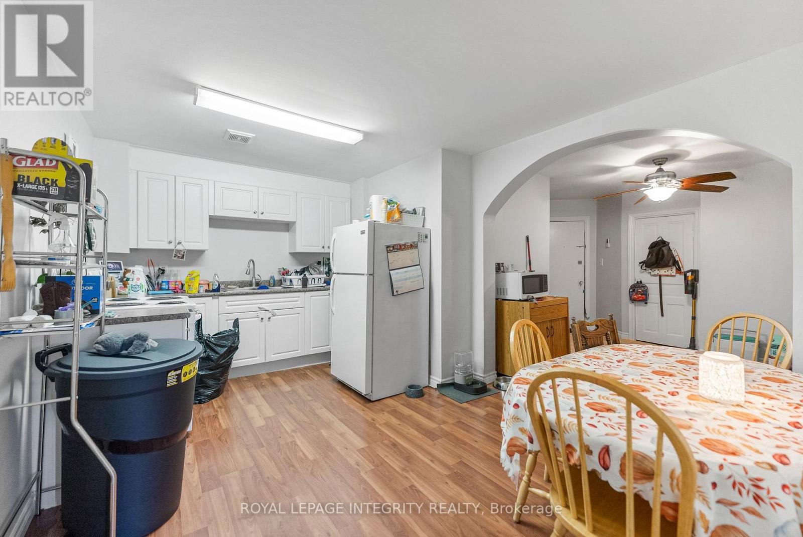 228-232 Raglan Street S, Renfrew, Ontario  K7V 1Z6 - Photo 40 - X12422205