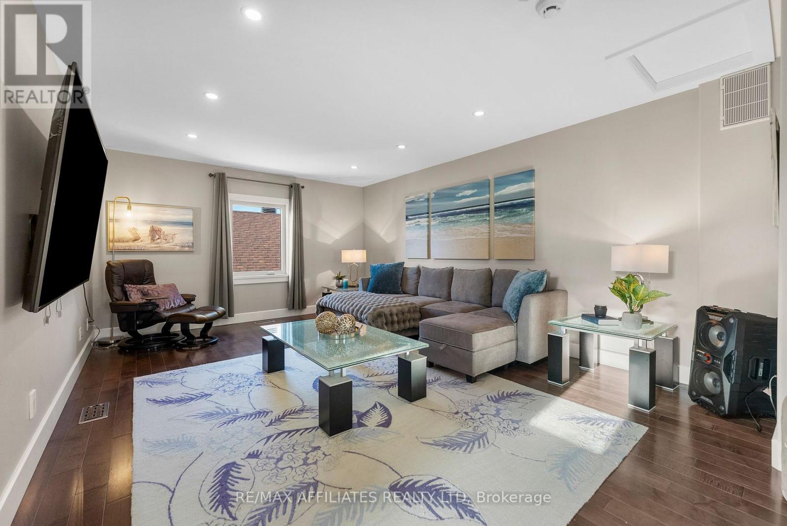 1813 Elmridge Drive, Ottawa, Ontario  K1J 6S3 - Photo 19 - X12451742