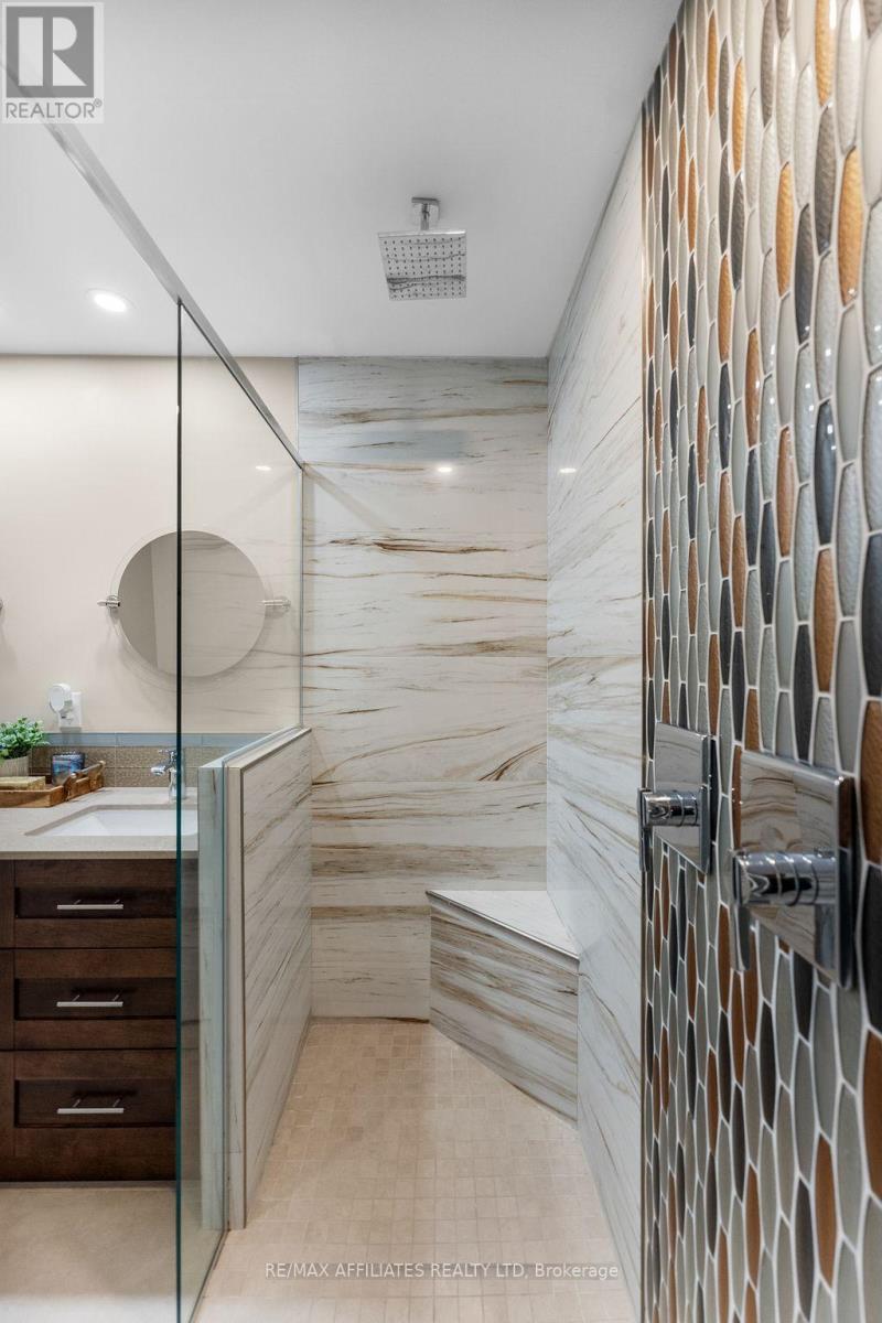 1813 Elmridge Drive, Ottawa, Ontario  K1J 6S3 - Photo 16 - X12451742