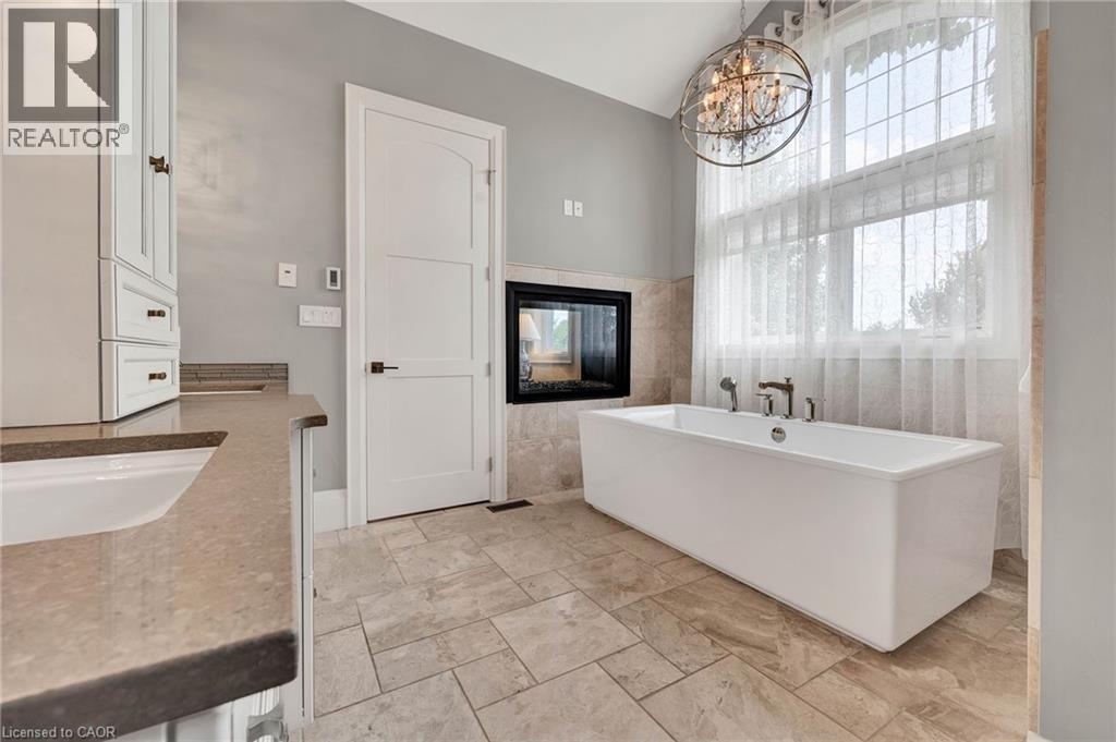 585 Regal Place, Waterloo, Ontario  N2V 2G3 - Photo 21 - 40789610