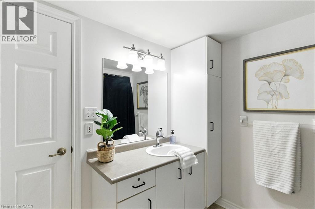 1490 Bishops Gate Unit# 305, Oakville, Ontario  L6M 4N3 - Photo 21 - 40789528