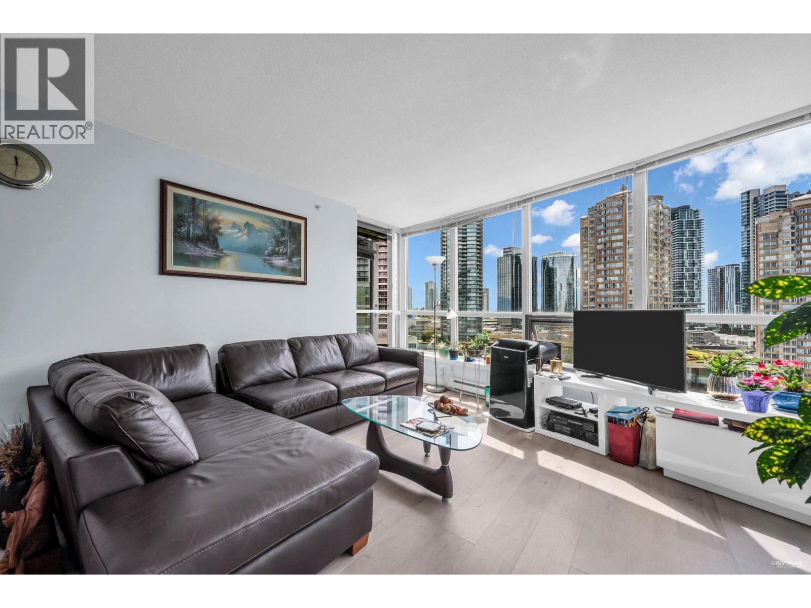 1801 6088 Willingdon Avenue, Burnaby, British Columbia  V5H 4V2 - Photo 3 - R3069008