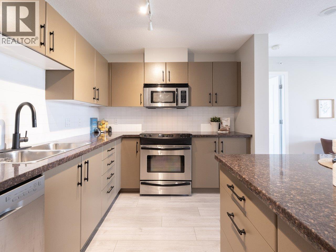 1005 2088 Madison Avenue, Burnaby, British Columbia V5C 6T5 - Photo 6 - R3069011