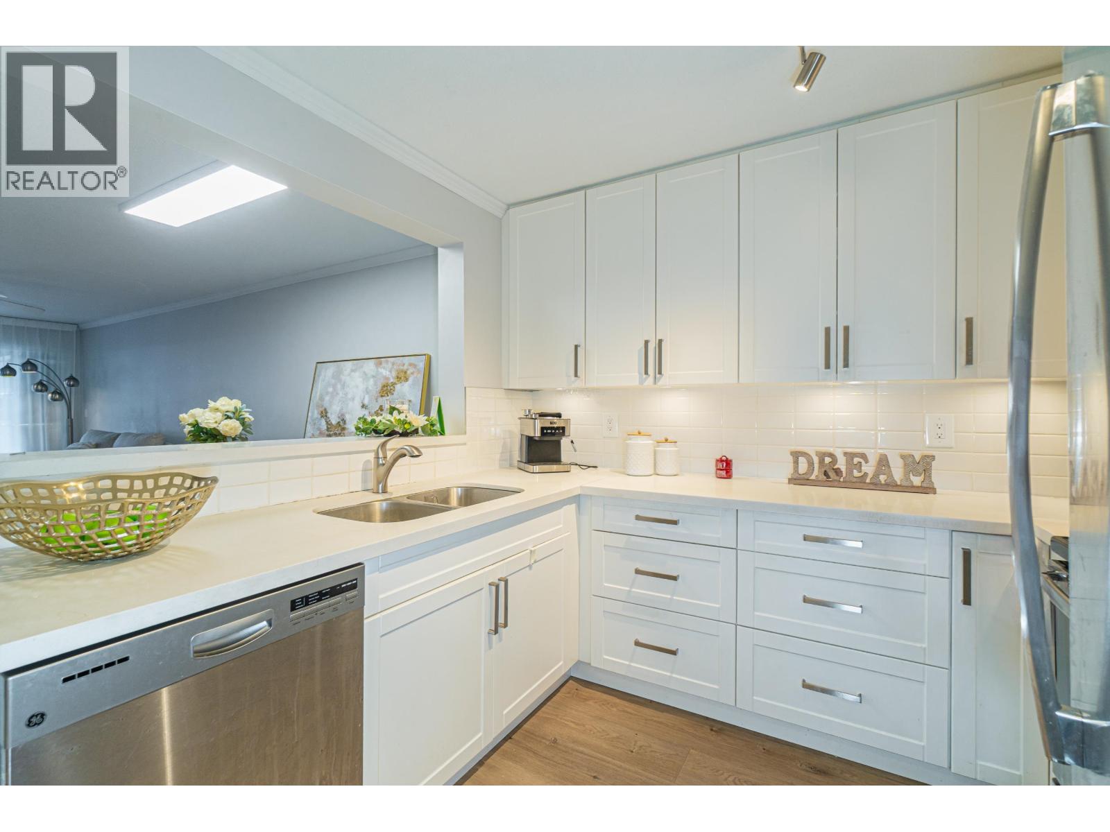 106 2344 Atkins Avenue, Port Coquitlam, British Columbia  V3C 1Y8 - Photo 6 - R3069021