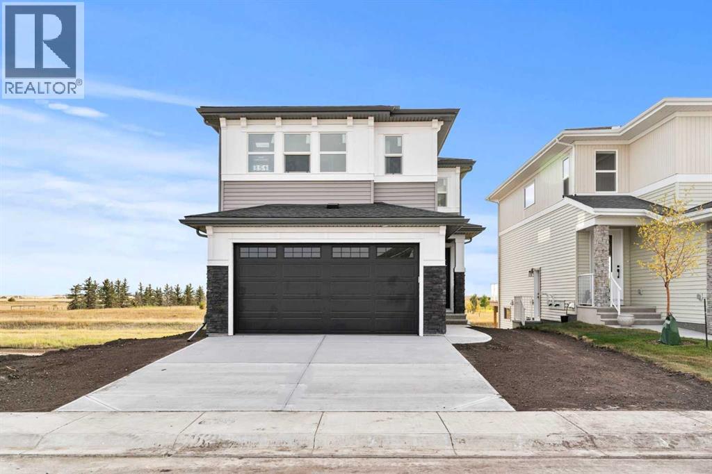 354 Kinniburgh Loop, Chestermere, Alberta  T1X 3C3 - Photo 2 - A2246091