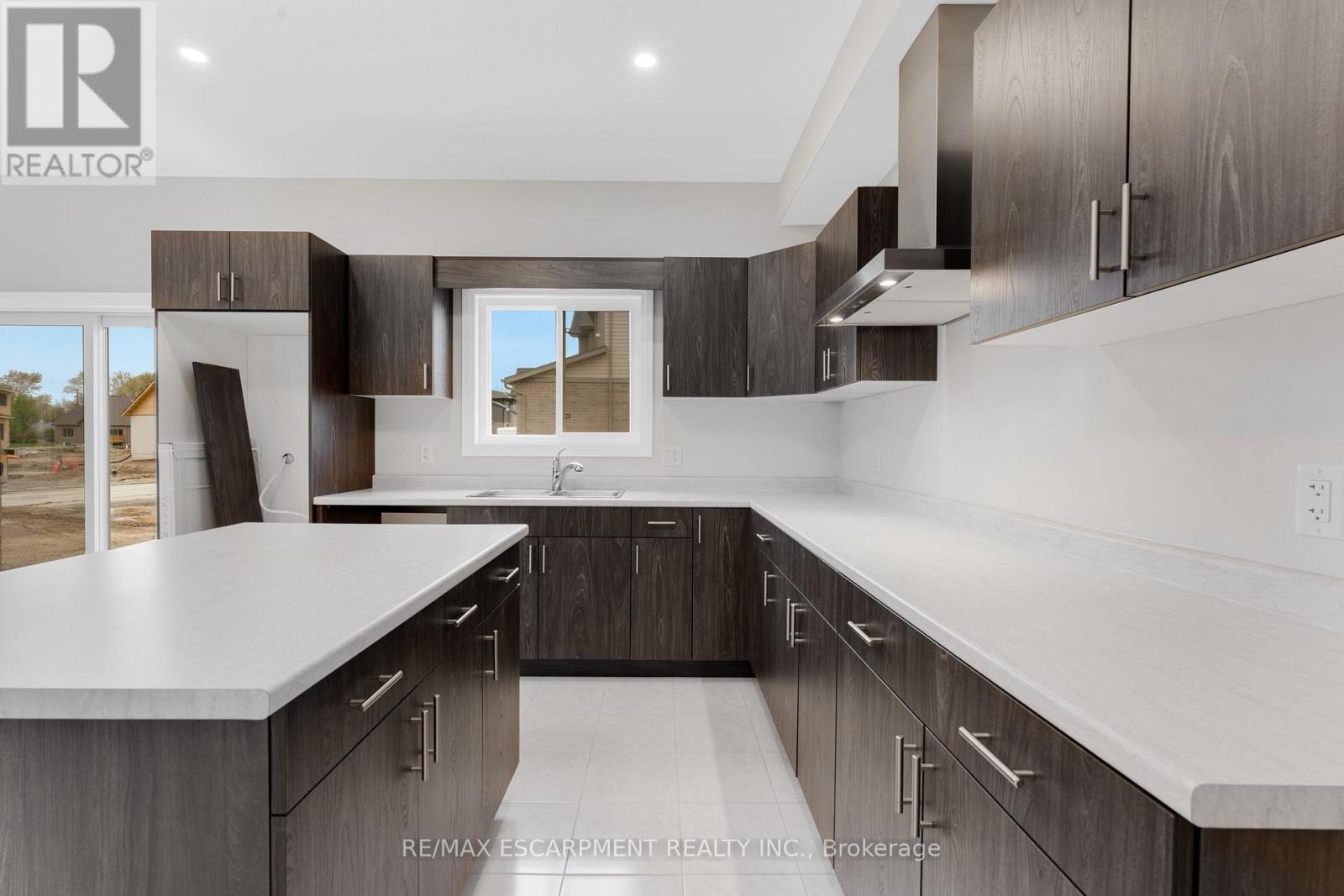 778 Bradford Avenue, Fort Erie, Ontario  L2A 0H3 - Photo 19 - X12563000