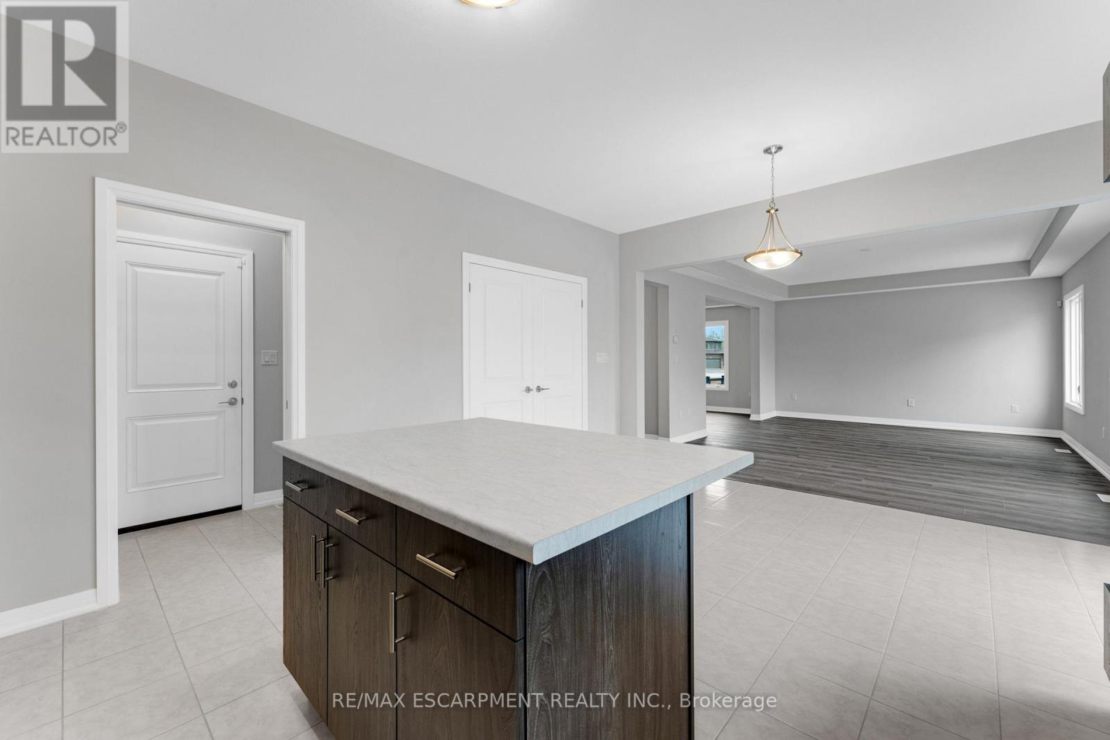 778 Bradford Avenue, Fort Erie, Ontario  L2A 0H3 - Photo 20 - X12563000