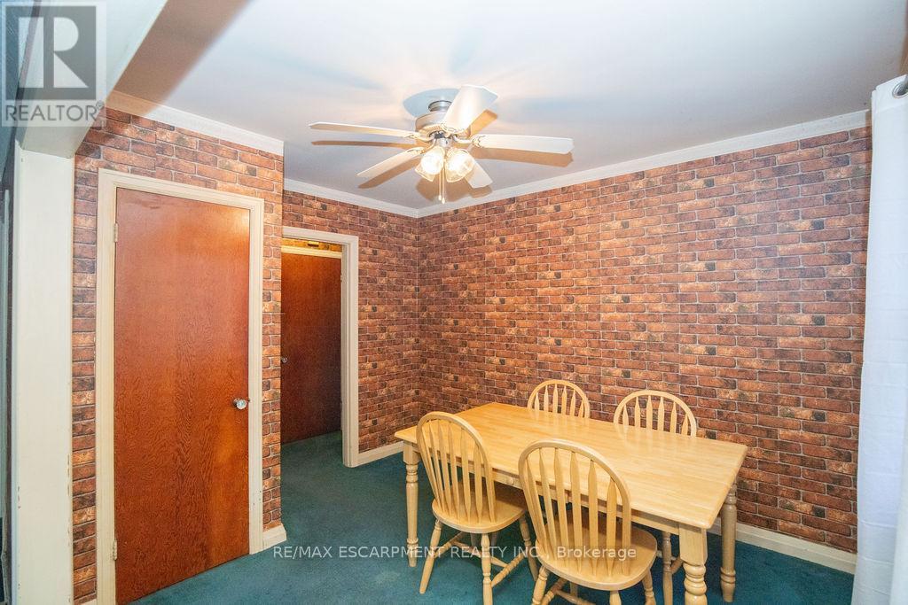 156 East 36th Street, Hamilton, Ontario  L8W 1C8 - Photo 27 - X12563148