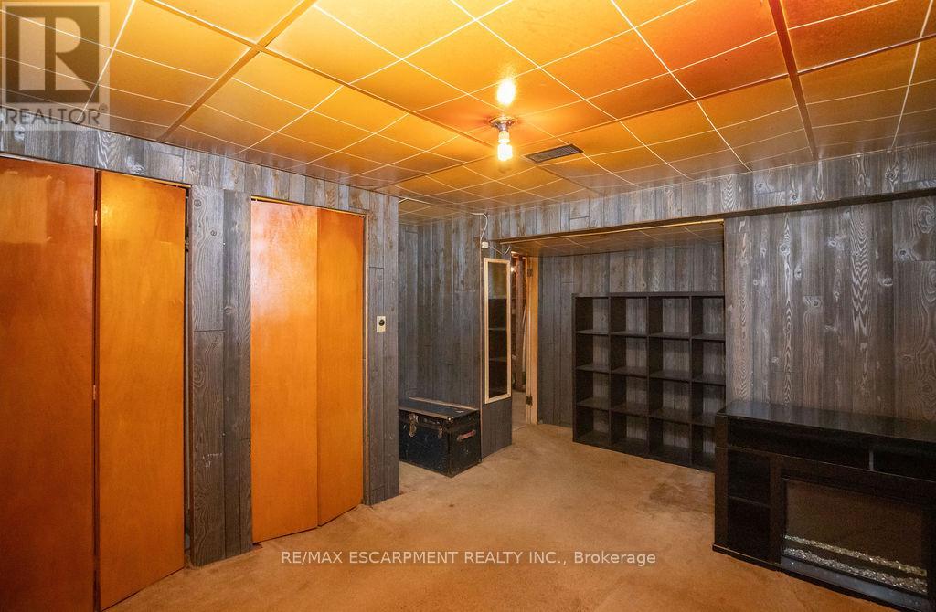 156 East 36th Street, Hamilton, Ontario  L8W 1C8 - Photo 44 - X12563148