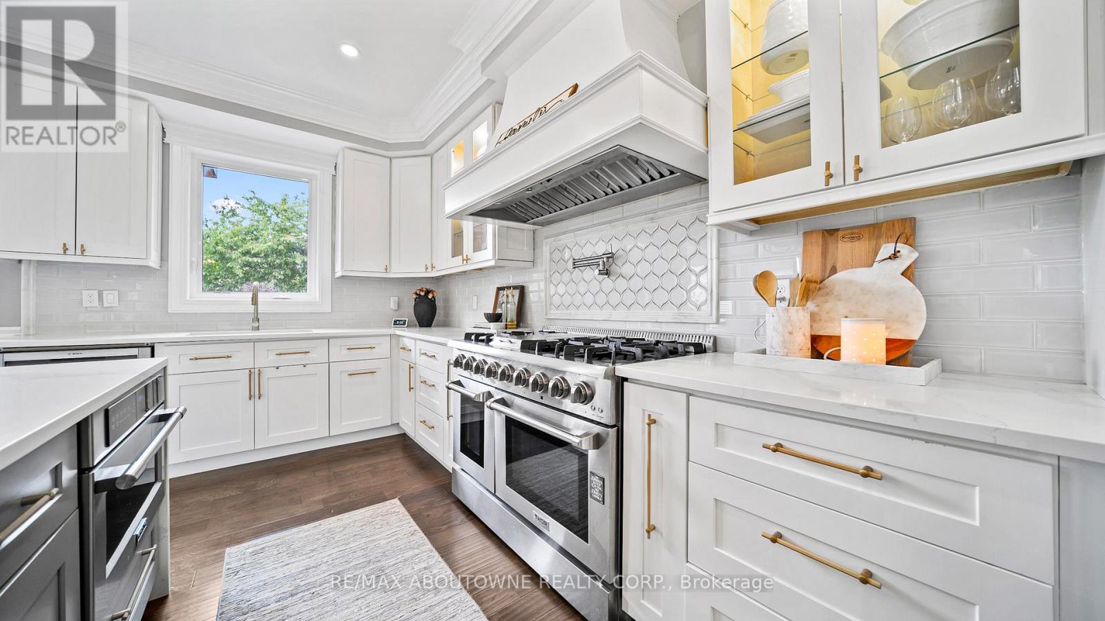 11 John Murray Street, Hamilton, Ontario  L8J 1C5 - Photo 13 - X12563168