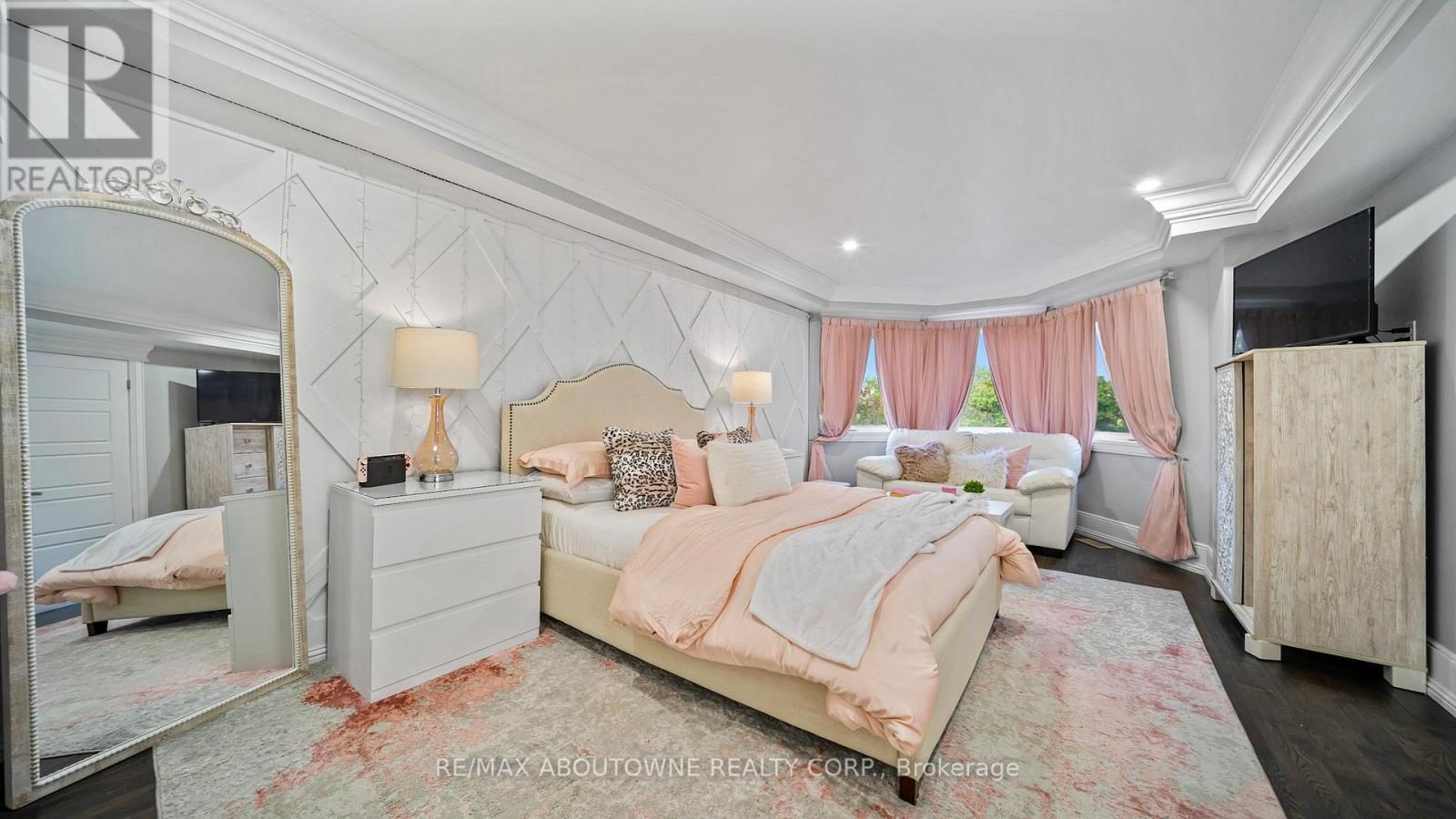 11 John Murray Street, Hamilton, Ontario  L8J 1C5 - Photo 24 - X12563168