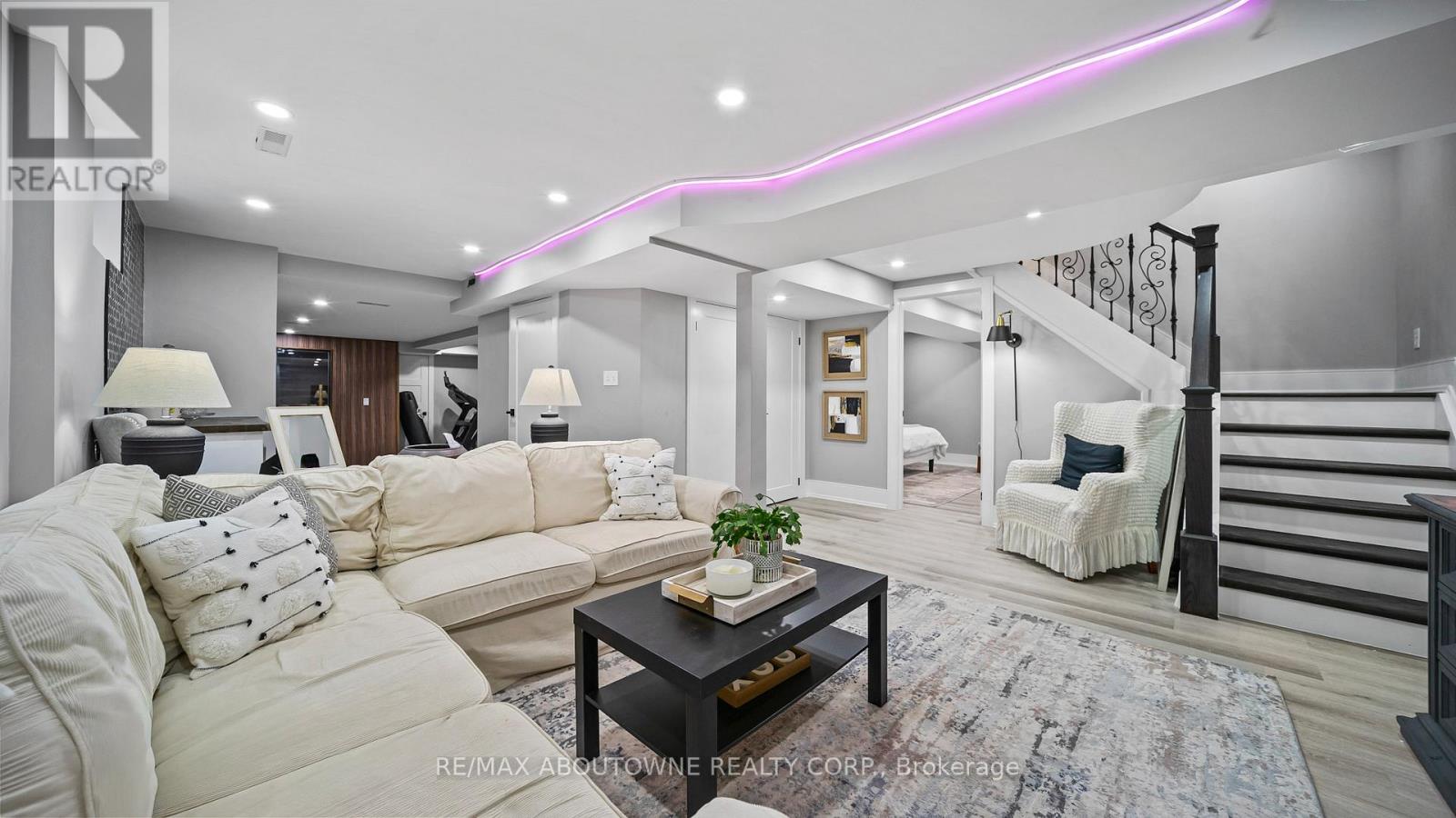 11 John Murray Street, Hamilton, Ontario  L8J 1C5 - Photo 37 - X12563168