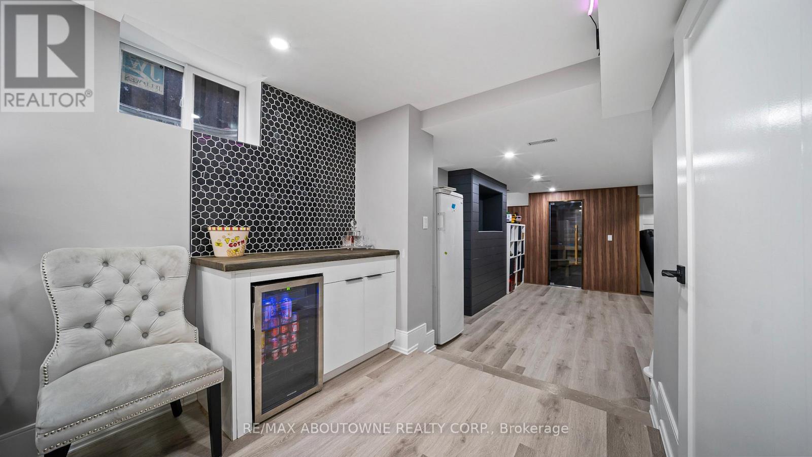 11 John Murray Street, Hamilton, Ontario  L8J 1C5 - Photo 42 - X12563168