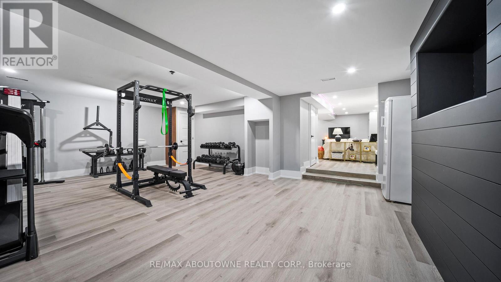 11 John Murray Street, Hamilton, Ontario  L8J 1C5 - Photo 44 - X12563168