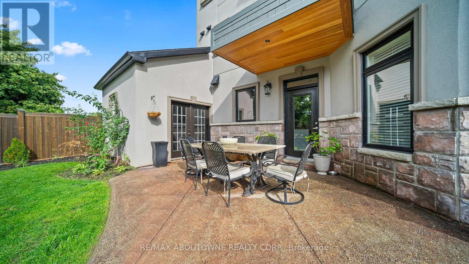 11 John Murray Street, Hamilton, Ontario  L8J 1C5 - Photo 46 - X12563168