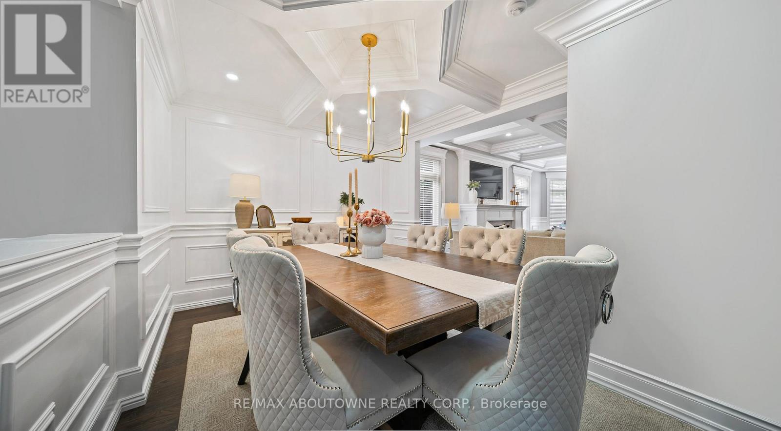 11 John Murray Street, Hamilton, Ontario  L8J 1C5 - Photo 5 - X12563168