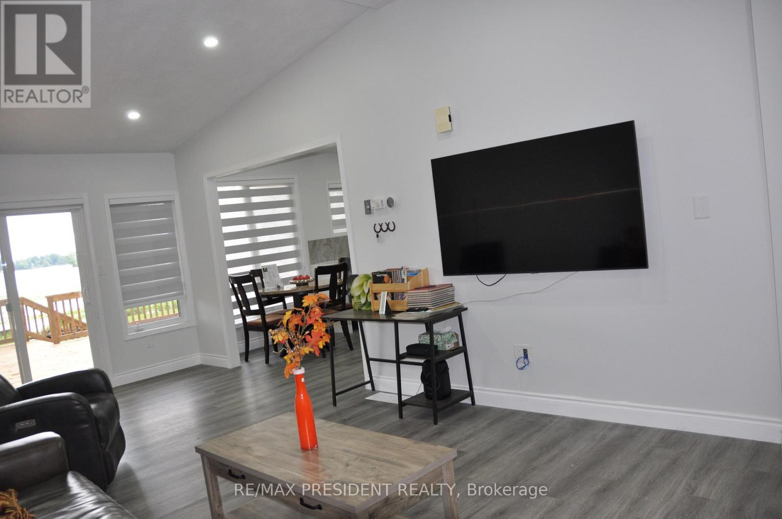 17 Cedar Bay Road, Kawartha Lakes, Ontario  L0K 1B0 - Photo 1 - X12563210