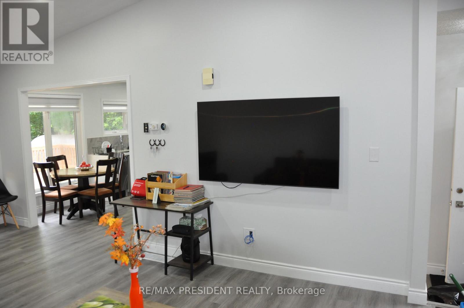 17 Cedar Bay Road, Kawartha Lakes, Ontario  L0K 1B0 - Photo 33 - X12563210