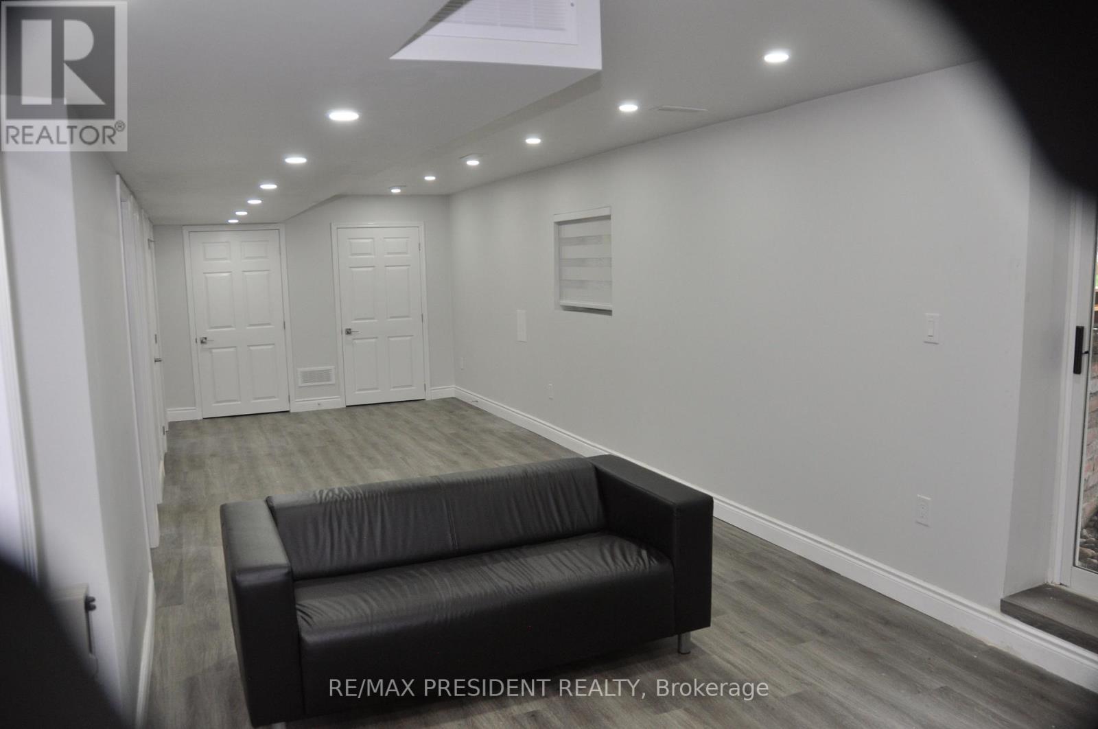 17 Cedar Bay Road, Kawartha Lakes, Ontario  L0K 1B0 - Photo 39 - X12563210