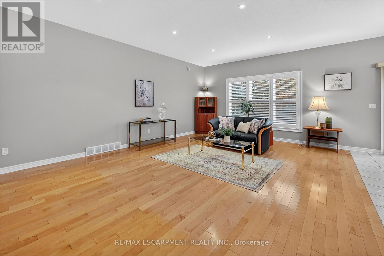 3356 Laurie Avenue, Lincoln, Ontario  L0R 2E0 - Photo 5 - X12563214