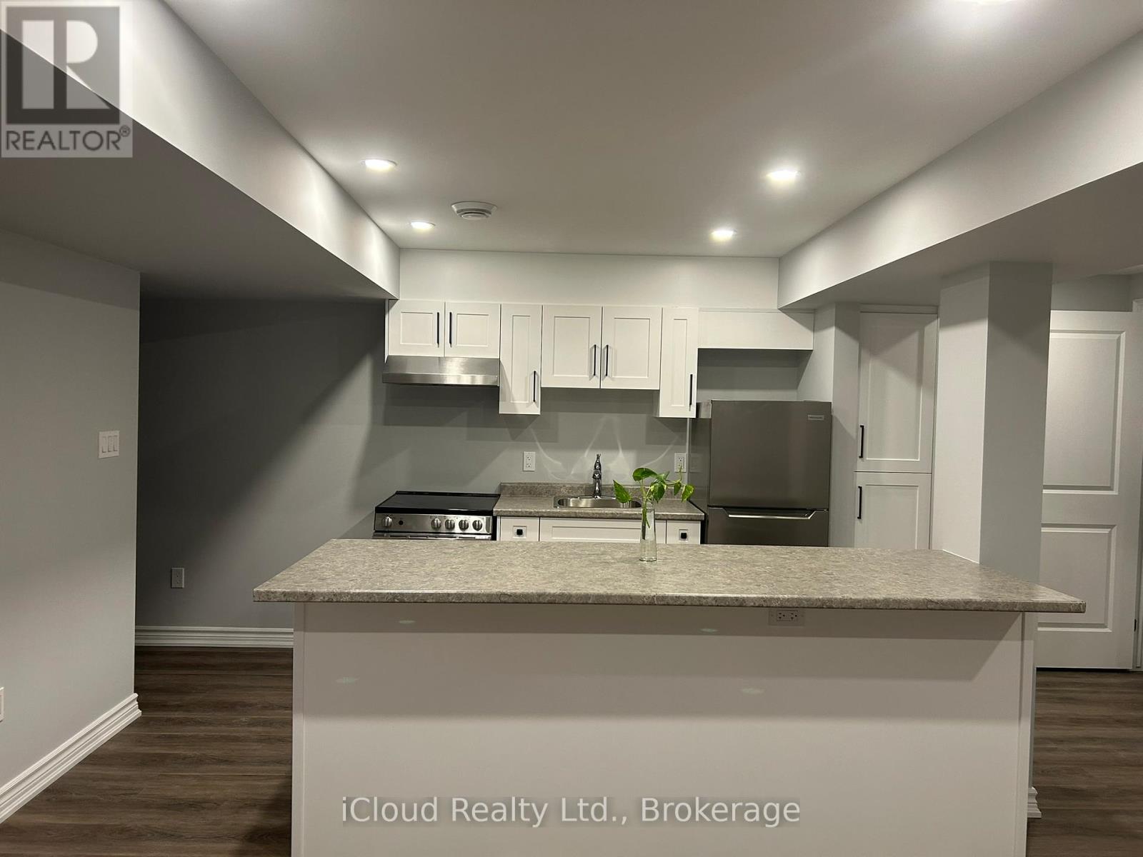 Basement - 122 Clare Avenue, Welland, Ontario  L3C 0B7 - Photo 23 - X12563236