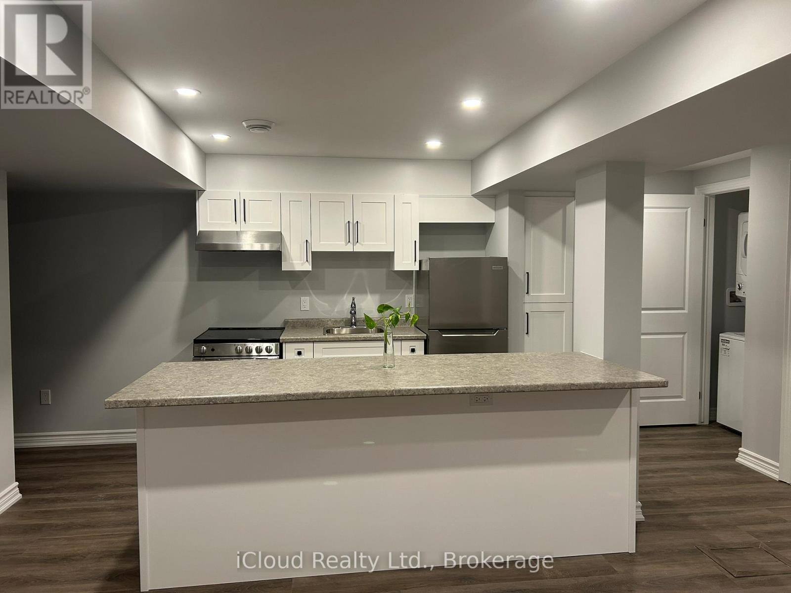 Basement - 122 Clare Avenue, Welland, Ontario  L3C 0B7 - Photo 24 - X12563236