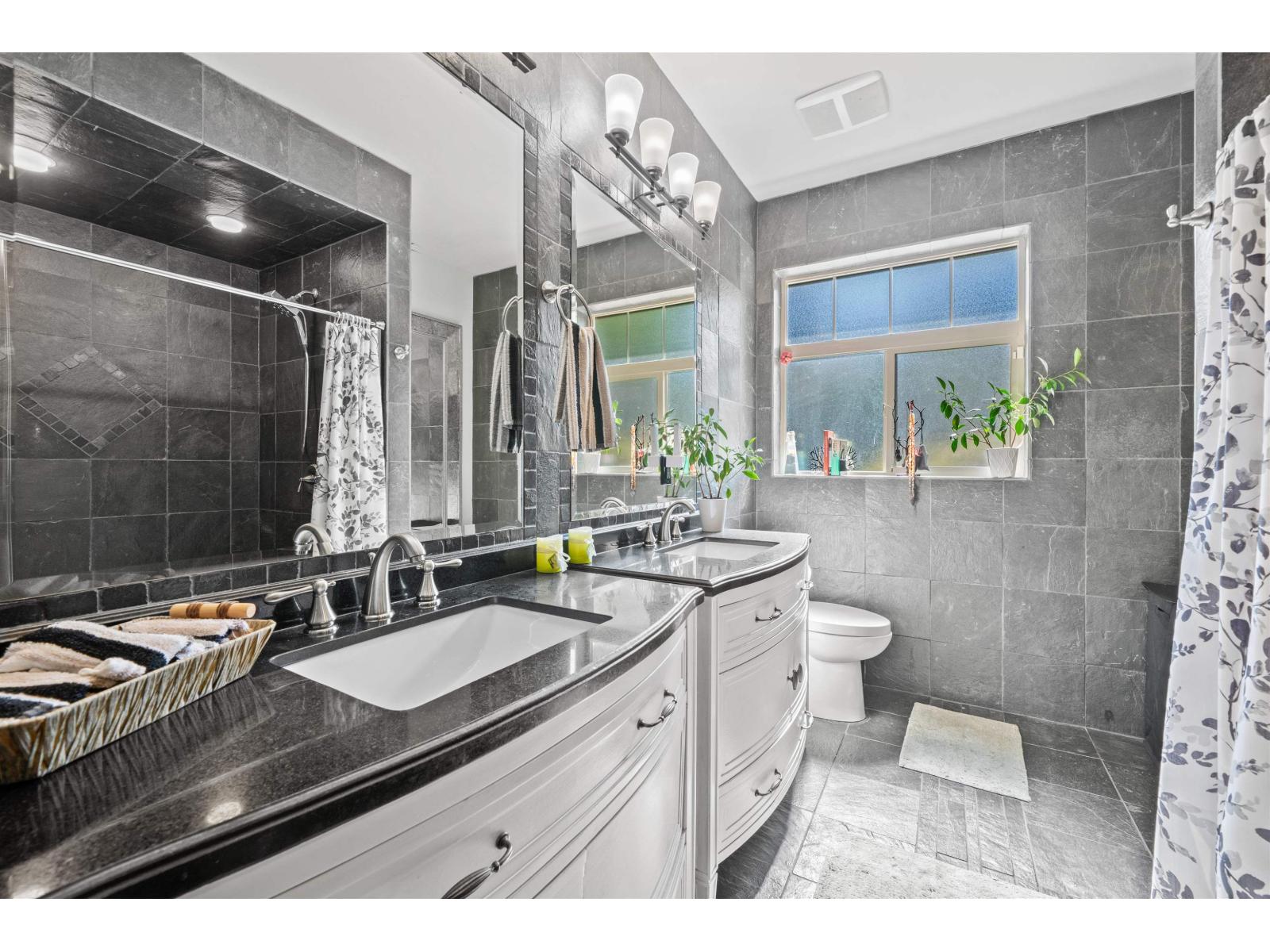 2518 Whatcom Road, Abbotsford, British Columbia  V3G 2L5 - Photo 15 - R3046437