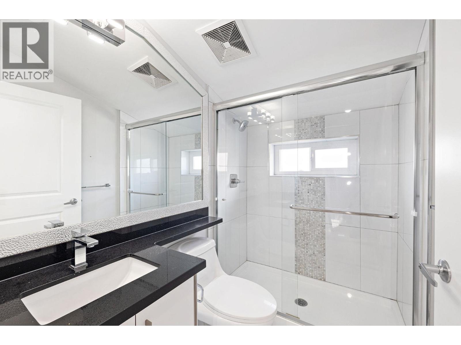 1 2430 E 41 Avenue, Vancouver, British Columbia  V5R 2W4 - Photo 12 - R3068690