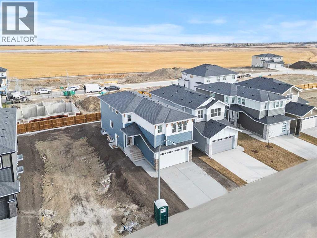 303 Kinniburgh Loop, Chestermere, Alberta  T1X 3C3 - Photo 4 - A2270119