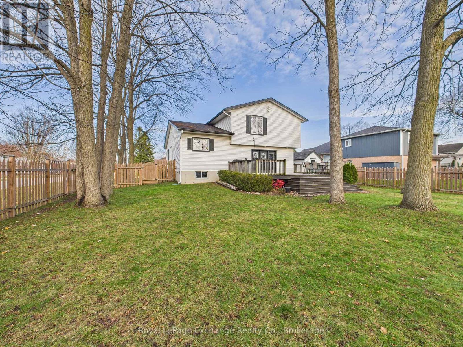 502 Lynden Crescent, Kincardine, Ontario  N2Z 3B1 - Photo 18 - X12551066