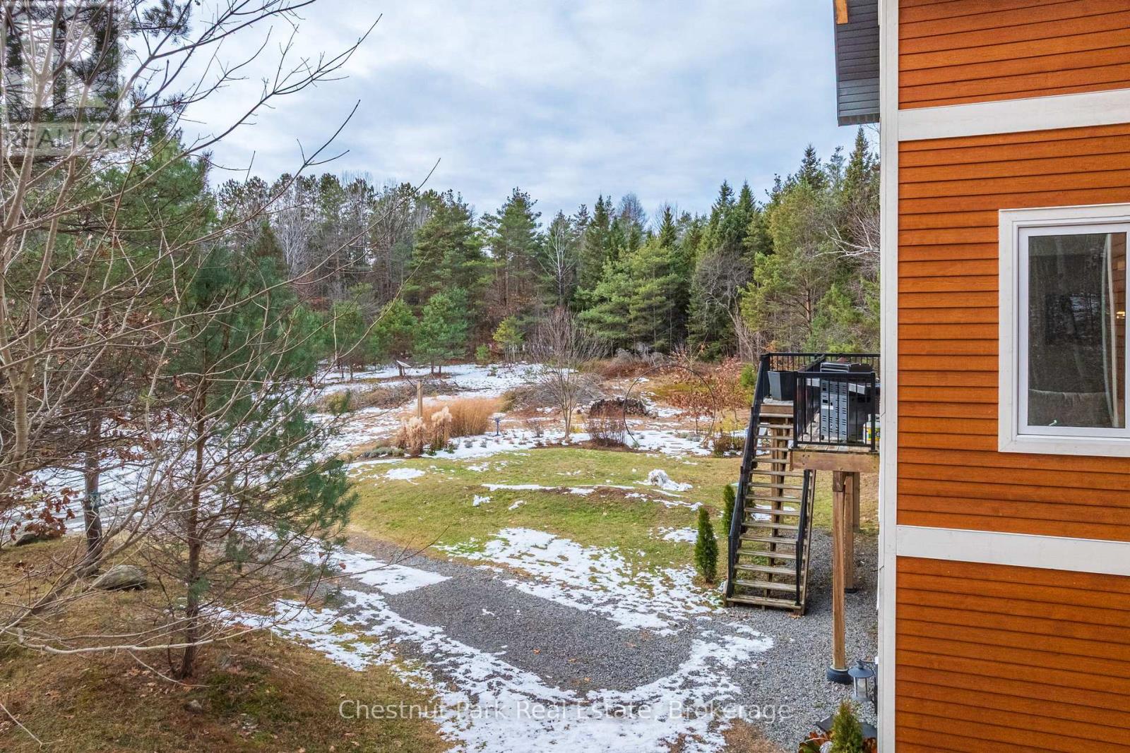 1555 Etwell Road, Huntsville, Ontario P1H 2J2 - Photo 45 - X12562148