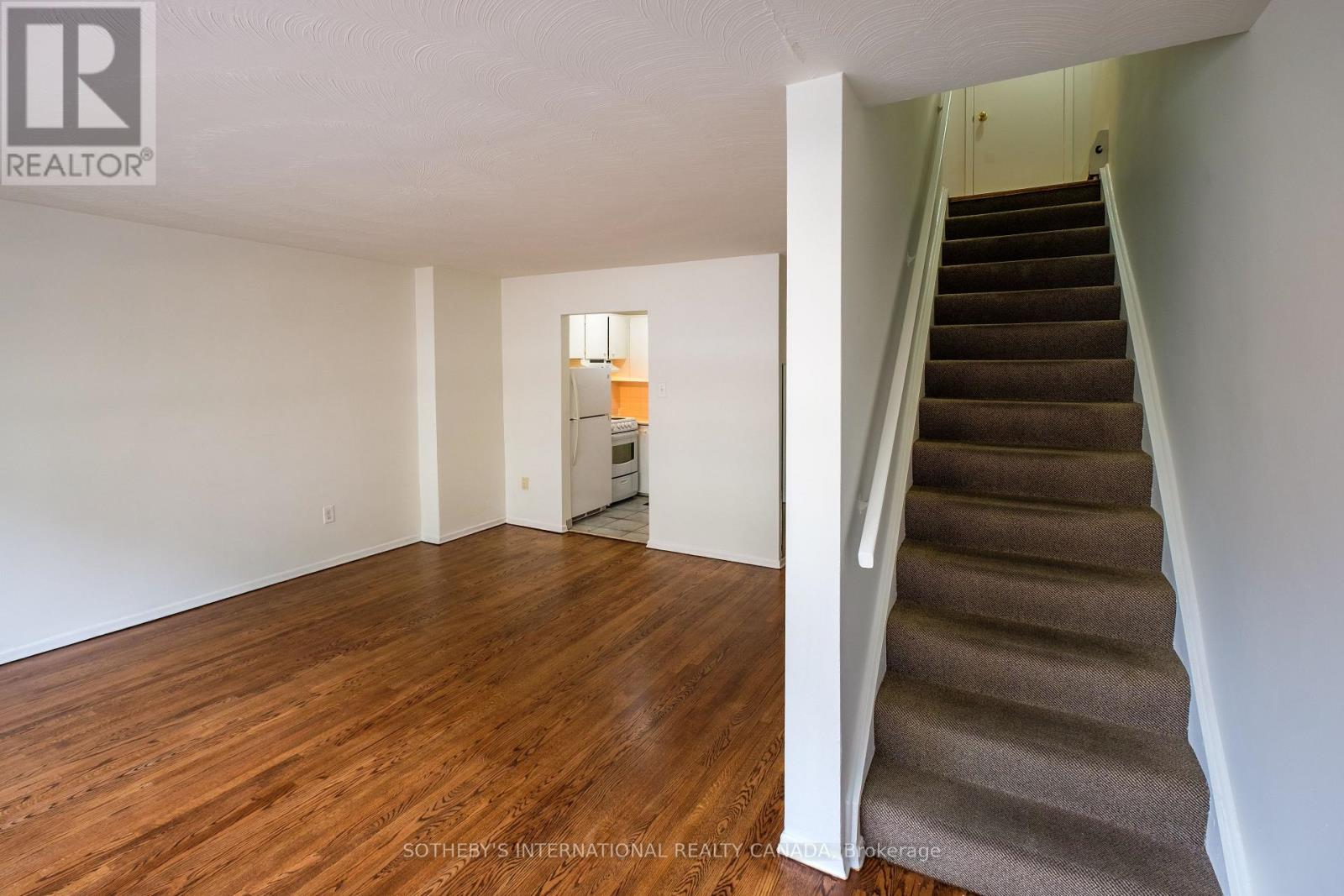 1 - 643a Mt. Pleasant Road, Toronto, Ontario  M4S 2M9 - Photo 2 - C12563280