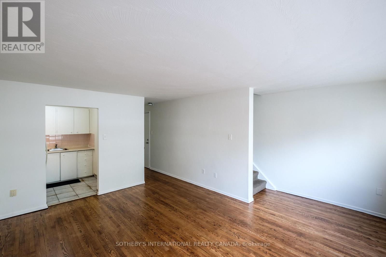 1 - 643a Mt. Pleasant Road, Toronto, Ontario  M4S 2M9 - Photo 3 - C12563280