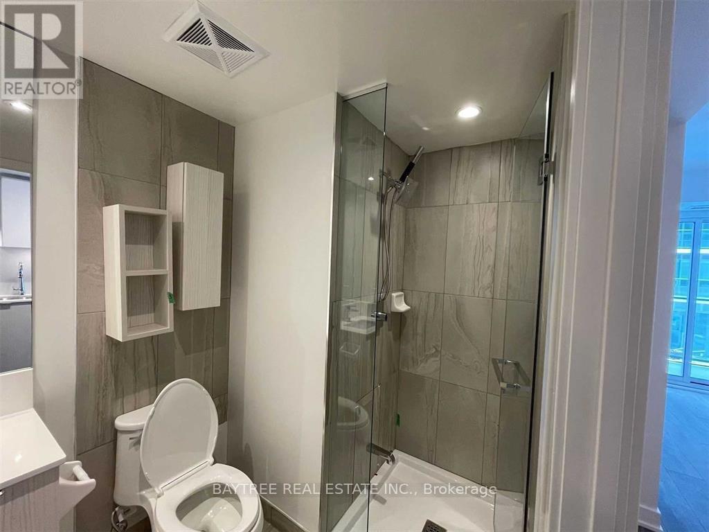 2415 - 195 Redpath Avenue, Toronto, Ontario  M4P 0E4 - Photo 5 - C12563328