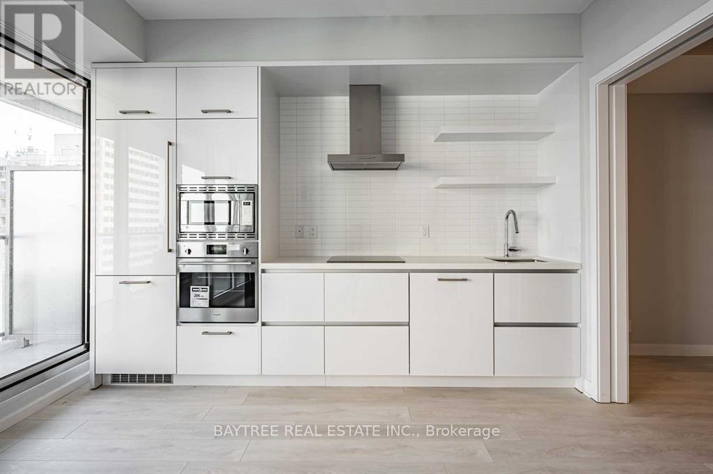 1401 - 2221 Yonge Street, Toronto, Ontario  M4S 0B8 - Photo 2 - C12563336