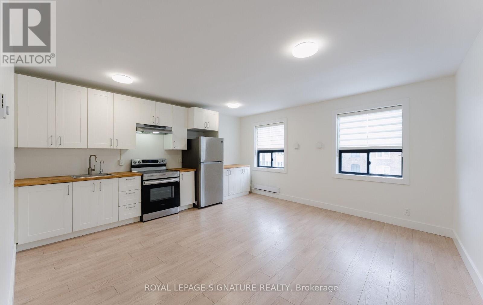 C - 2584 YONGE STREET, Toronto, Ontario