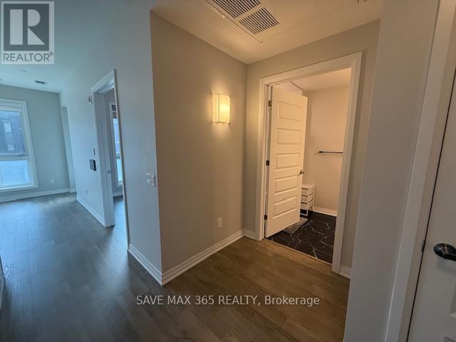 220 - 470 Gordon Krantz Avenue, Milton, Ontario  L9E 1Z3 - Photo 4 - W12557712